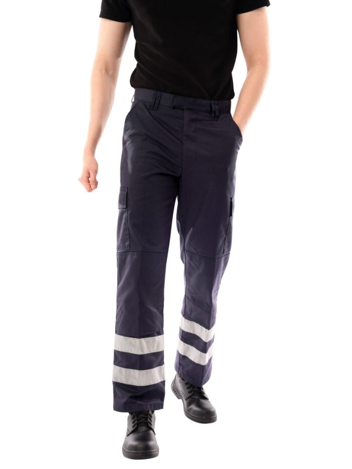 Benchmark 39 - Men’s Reflective Kneepad Cargo Trouser in Navy