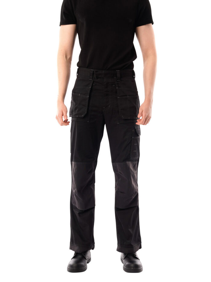 Benchmark T42 - Men’s Tradesman Trouser in Black